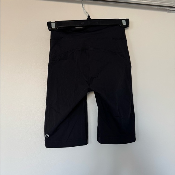 Lululemon Athletica Black Bike Shorts - Picture 2 of 3